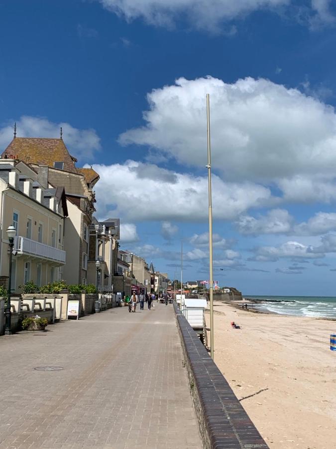 Saint-Aubin-Sur-Mer: Bel Appartement Traversant Exterior photo